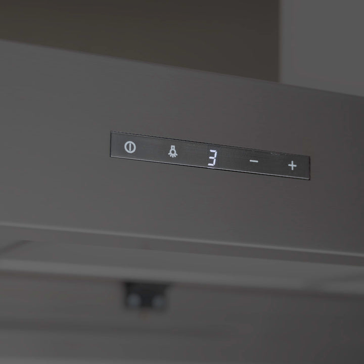 Arezzo - Wall Hood